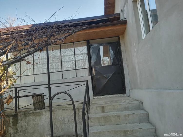 Casă cu 6 camere în Chiojdeanca