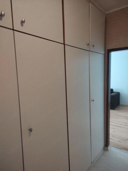 Garsonieră decomandată în Tei