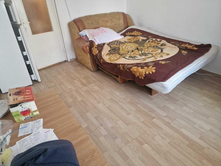 Garsonieră semidecomandată în Mărăței