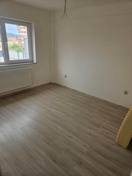 Apartament cu 3 camere în Kogălniceanu