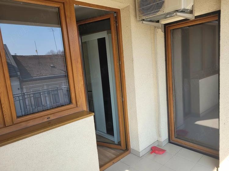 Apartament cu 2 camere semidecomandat, mobilat în Central