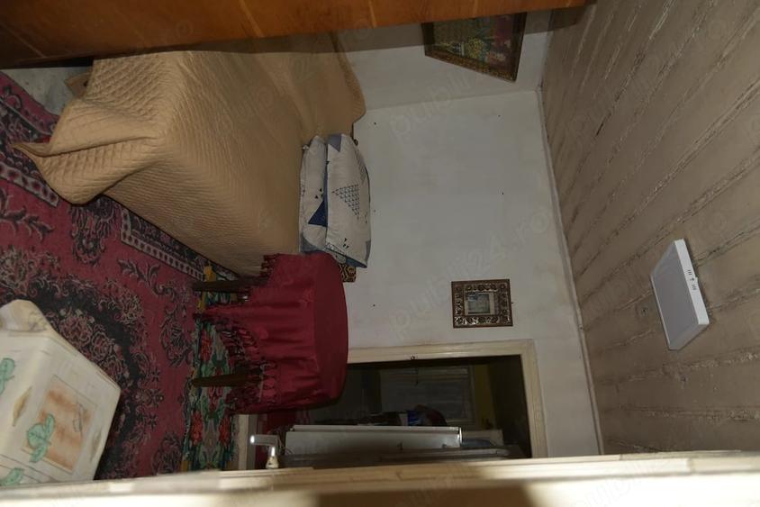 Casă cu Teren 1750 Mp în Costache Negri