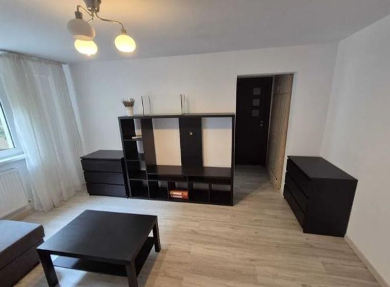 Apartament cu 2 camere semidecomandat în Pantelimon