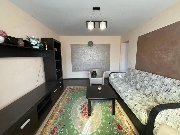 Apartament cu 4 camere semidecomandat, mobilat în Lugoj