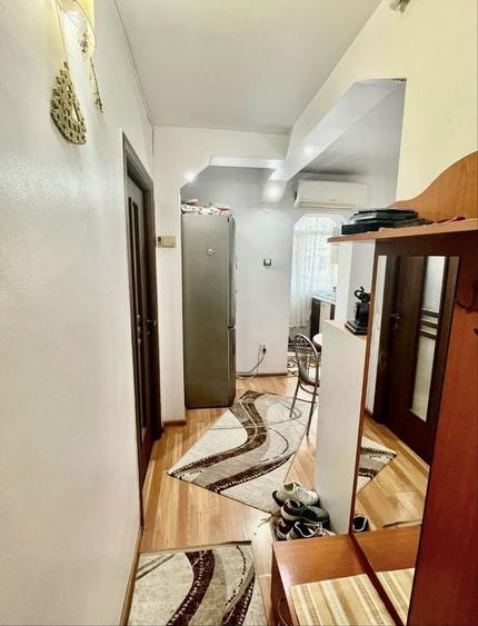Apartament cu 2 camere decomandat în Plopilor