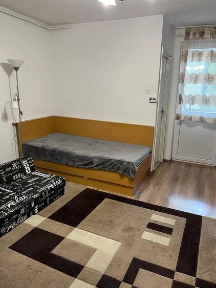 Garsonieră semidecomandată în Cornișa