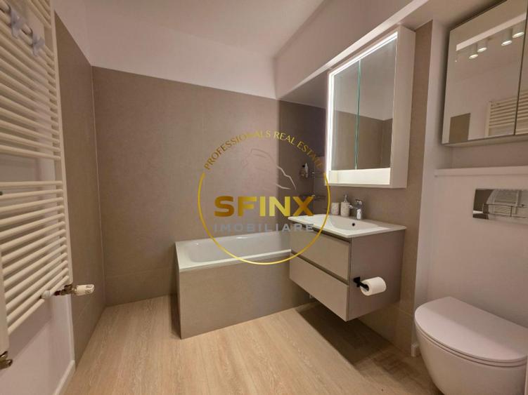 Apartament cu 4 camere decomandat, mobilat în Decebal