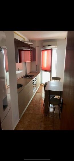 Apartament cu 2 camere decomandat în Drumul Taberei
