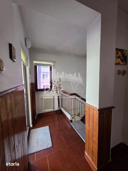 Casă cu 4 camere cu Teren 96 Mp în Delfinariu