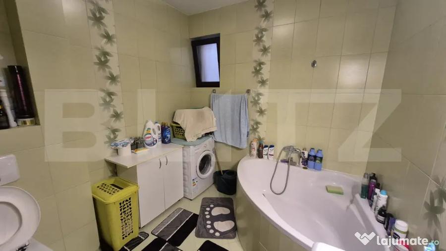 Apartament cu 3 camere decomandat, mobilat în Central