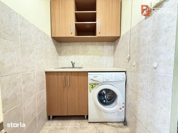 Garsonieră semidecomandată în Est