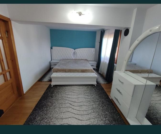 Apartament cu 4 camere decomandat în Ultracentral