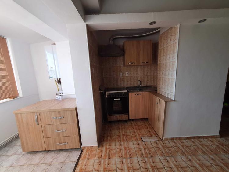 Proprietar inchiriez apartament cu 2 camere - 6