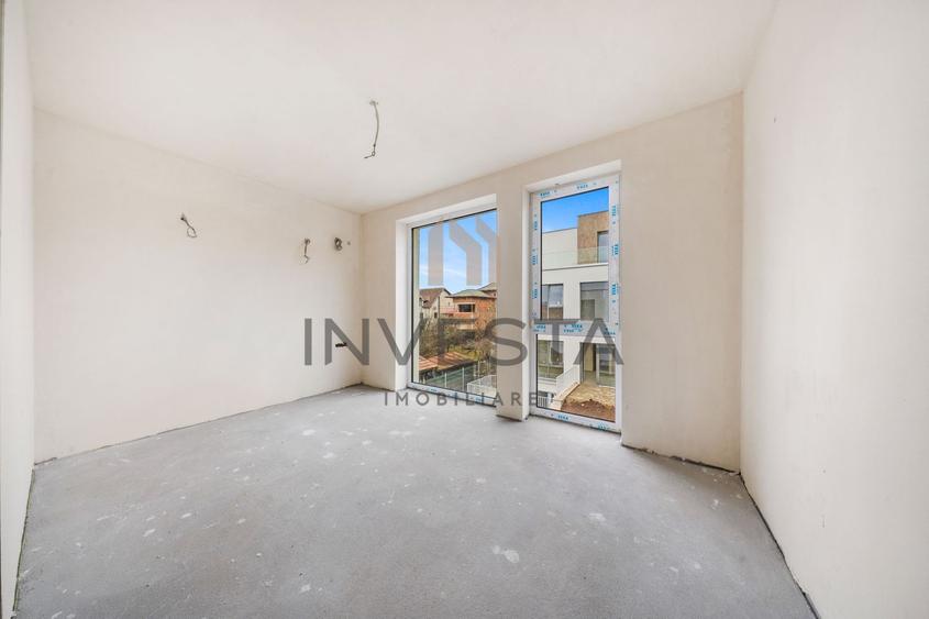 Duplex cu 5 camere cu Canalizare în Andrei Mureșanu