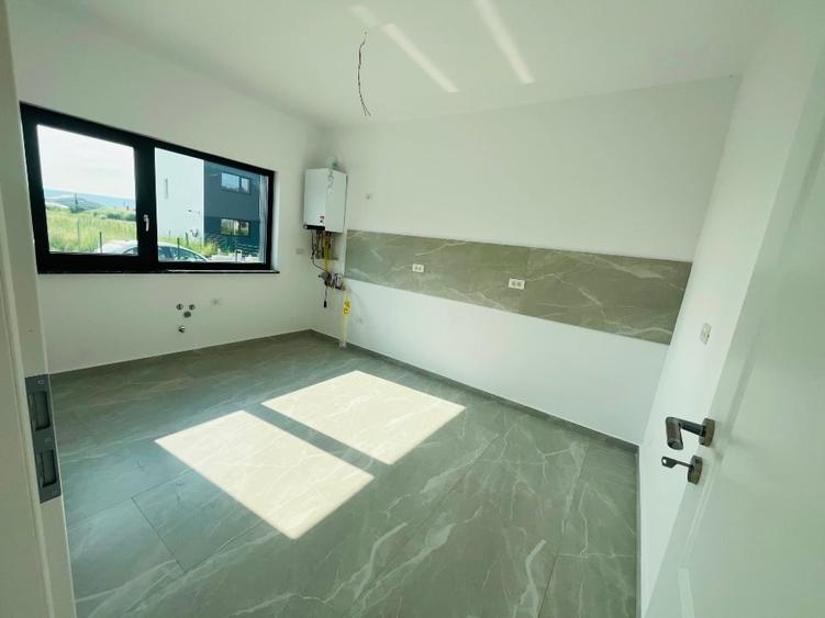 Casă individuală cu 4 camere cu Teren 413 Mp în Popa Șapcă