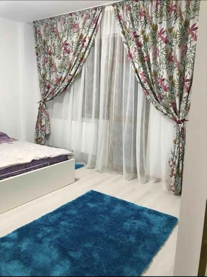Garsonieră decomandată în Baza 3