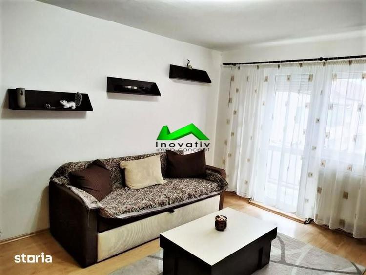 Apartament cu 3 camere semidecomandat în Mihai Viteazul