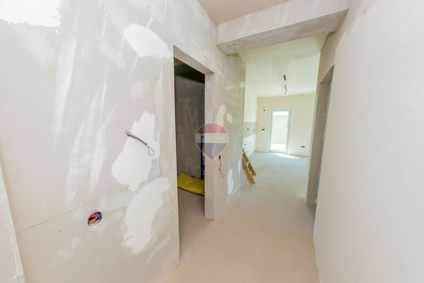 Apartament cu 2 camere decomandat în Ultracentral