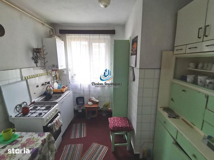 Apartament cu 2 camere semidecomandat în Sud