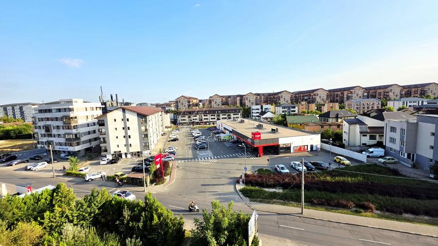 Apartament cu 3 camere decomandat, mobilat în Chiajna