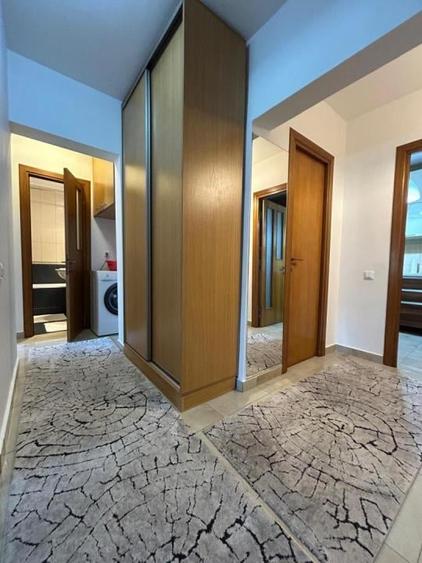Apartament cu 3 camere în Drumul Taberei