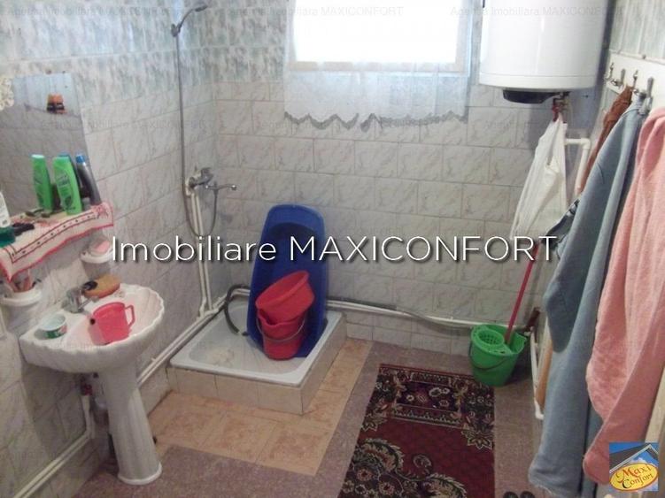 Casă individuală cu 3 camere cu Teren 256 Mp în Lacu Dulce