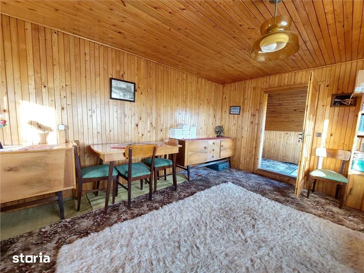Casă cu 5 camere cu Teren 3815 Mp în Vernești
