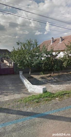 Casă în Seceani