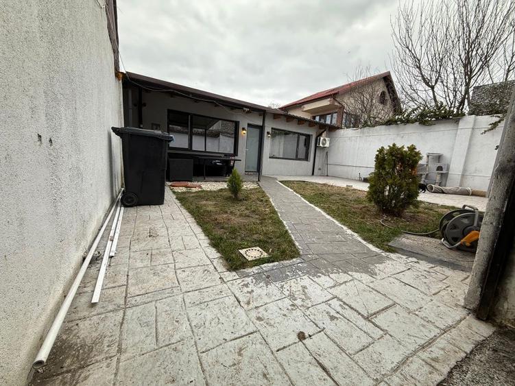 Casă cu 2 camere în Central
