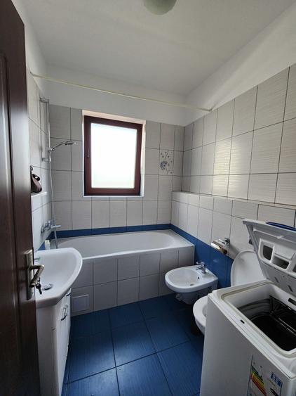 Apartament cu 2 camere semidecomandat în Bartolomeu
