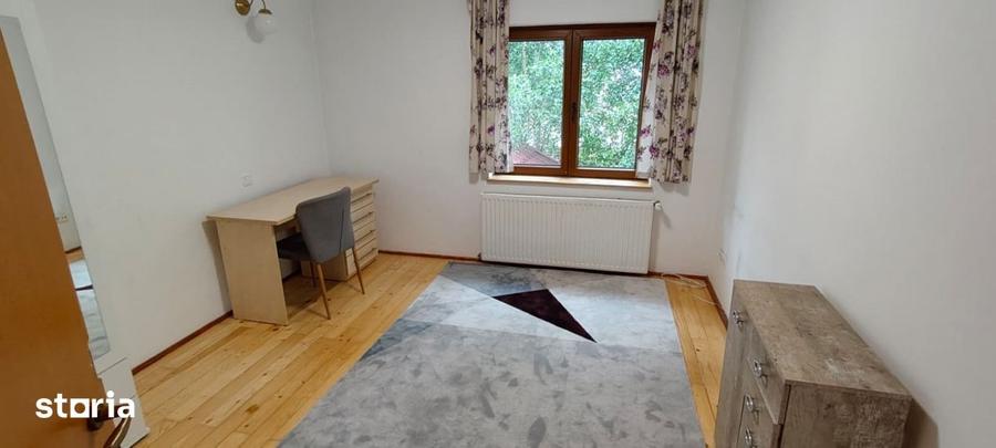 Casă cu 4 camere cu Teren 270 Mp în Bunloc