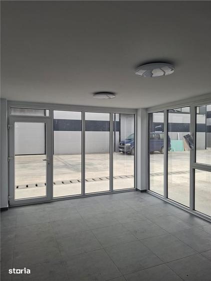 Spațiu comercial, de 600 mp, în Ștefăneștii de Jos