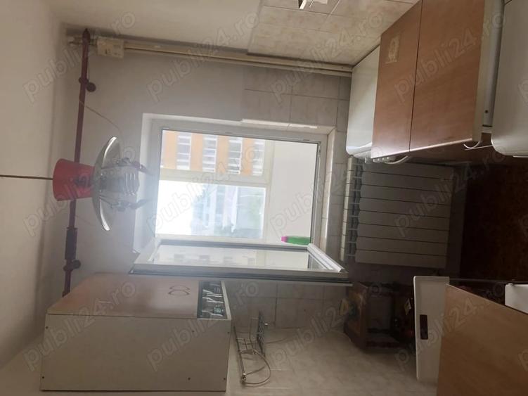 Garsonieră decomandată în Rahova