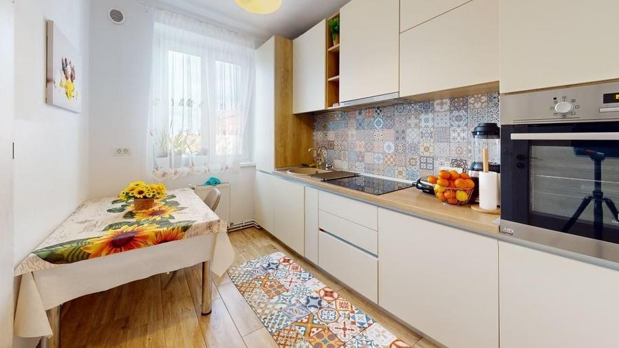 Apartament cu 3 camere în Hipodrom 1
