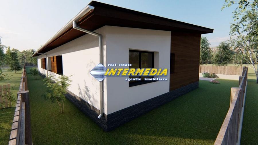 Casă individuală cu 4 camere cu Teren 300 Mp în Cetate