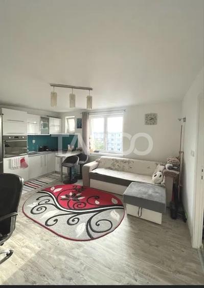 Apartament cu 2 camere semidecomandat, mobilat în Gheorgheni