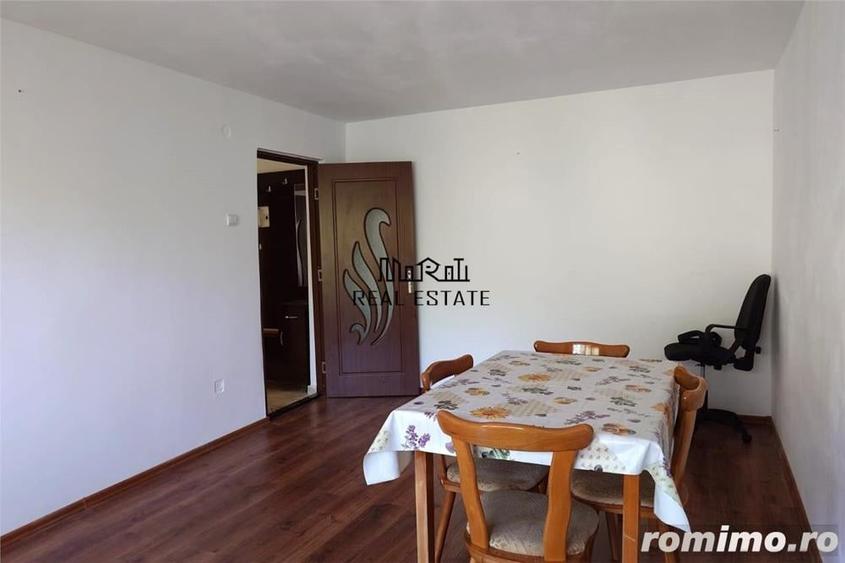 Apartament cu 3 camere în Criș