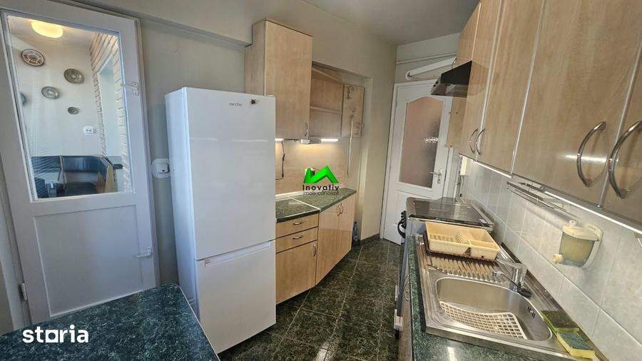 Apartament cu 2 camere decomandat, mobilat în Central