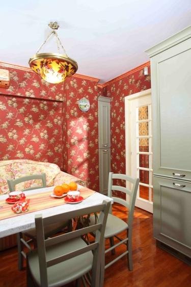 Apartament cu 3 camere decomandat, mobilat în Unirii