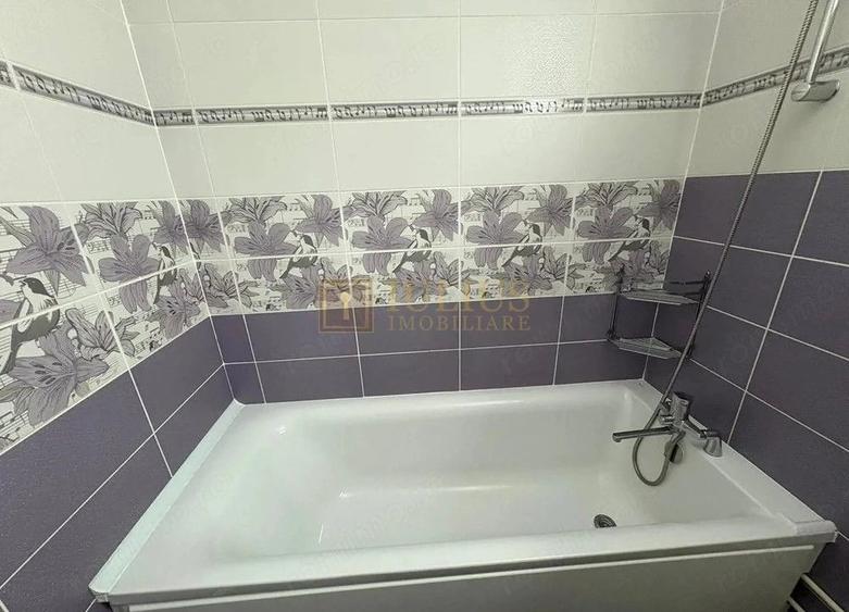 Apartament cu 3 camere decomandat în Lunei