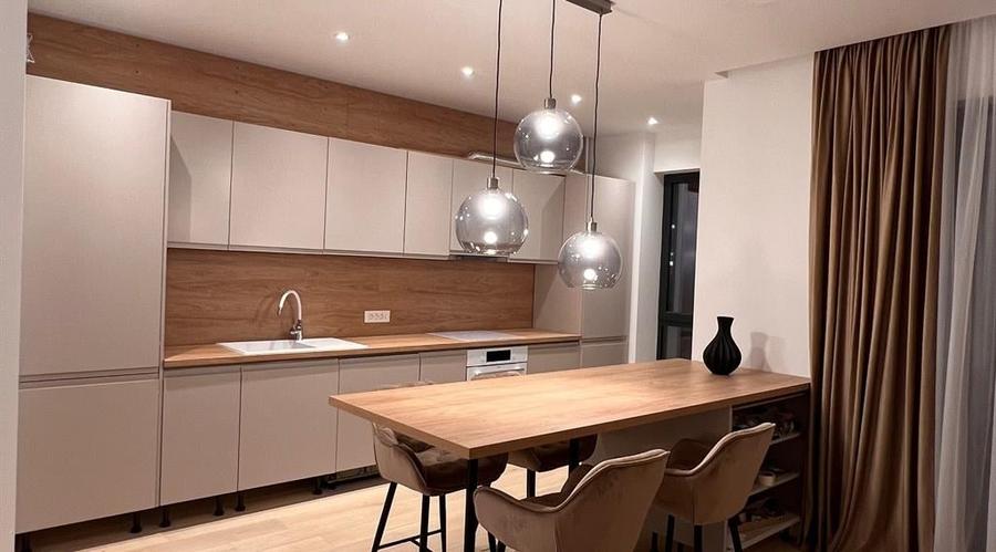 Apartament cu 2 camere decomandat în Pipera