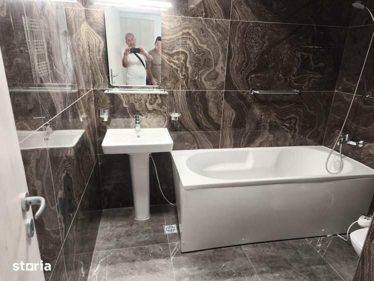 Apartament cu 4 camere în Drumul Taberei