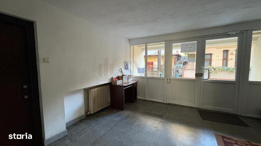 Apartament cu 2 camere semidecomandat în Vitan