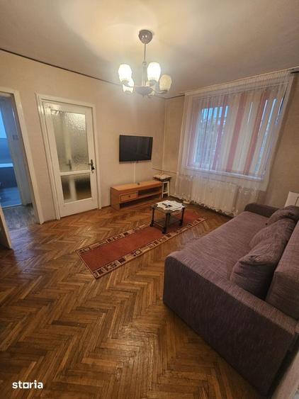 Apartament cu 2 camere, mobilat în Gara de Nord