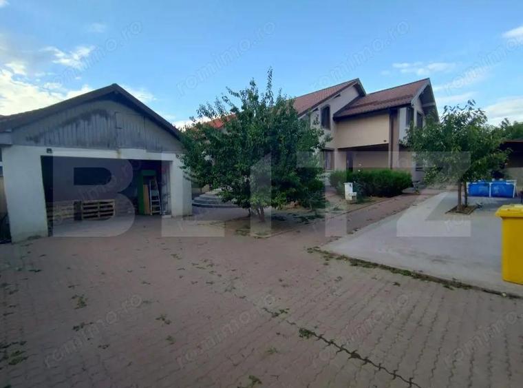 Casă cu 5 camere cu Teren 462 Mp în Malu Mare