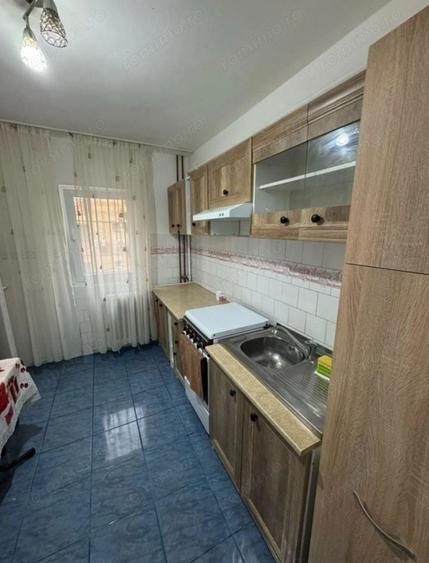 Apartament de vanzare - 3