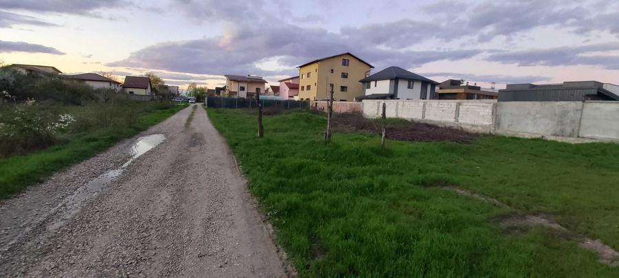 Teren Construcții intravilan de 1000 mp, în Domnești