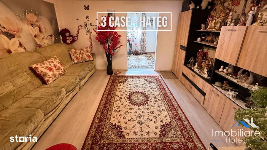 Proprietate tip triplex 8 Camere Hateg | Str. Raul Galbena - 12