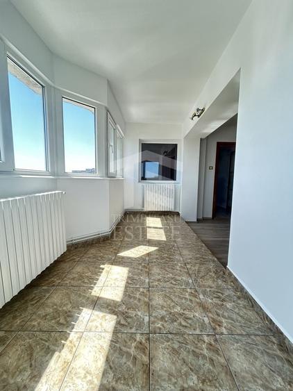 Apartament cu 4 camere semidecomandat, mobilat în ICIL