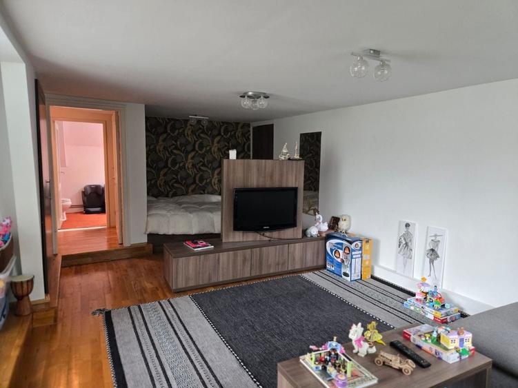Casă Renovată cu Grădină | 227 mp | 3 Terase | 3 Dormitoare | Milcov - 30